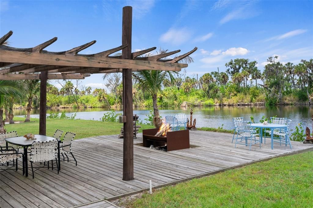 En Venta: $7,495,000 (4 camas, 4 baños, 5771 Pies cuadrados)