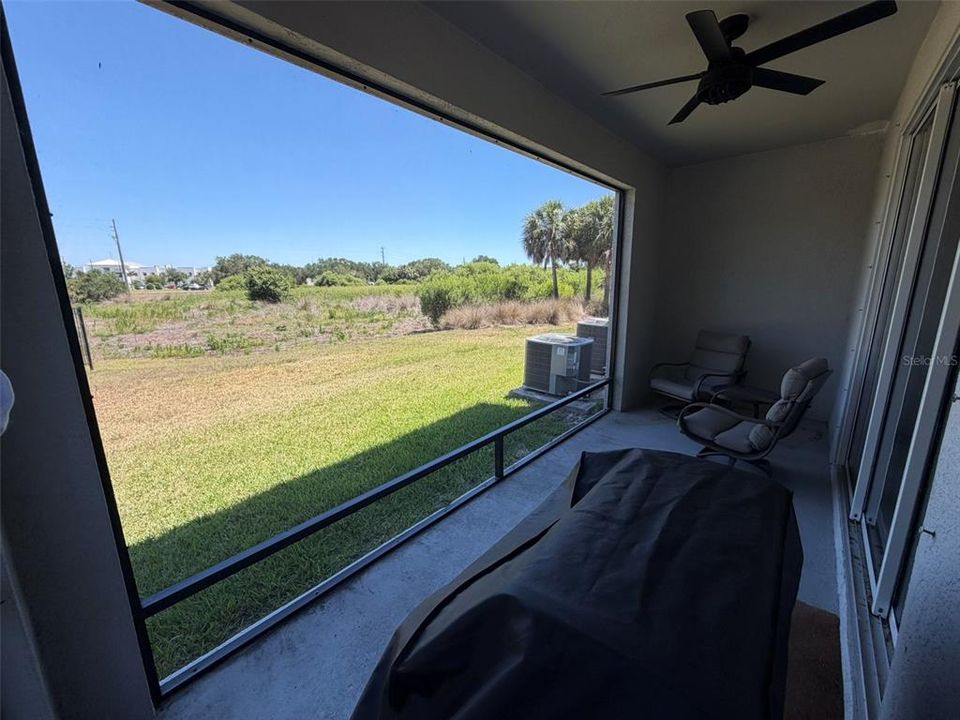 En Renta: $2,950 (3 camas, 2 baños, 1819 Pies cuadrados)