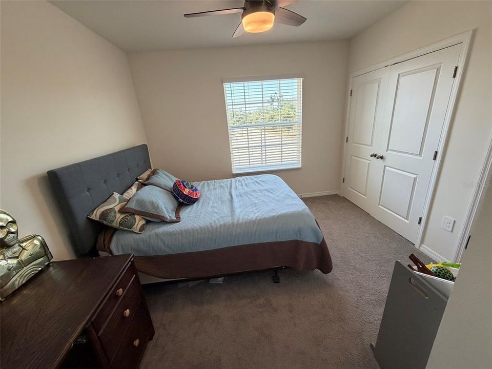 En Renta: $2,950 (3 camas, 2 baños, 1819 Pies cuadrados)