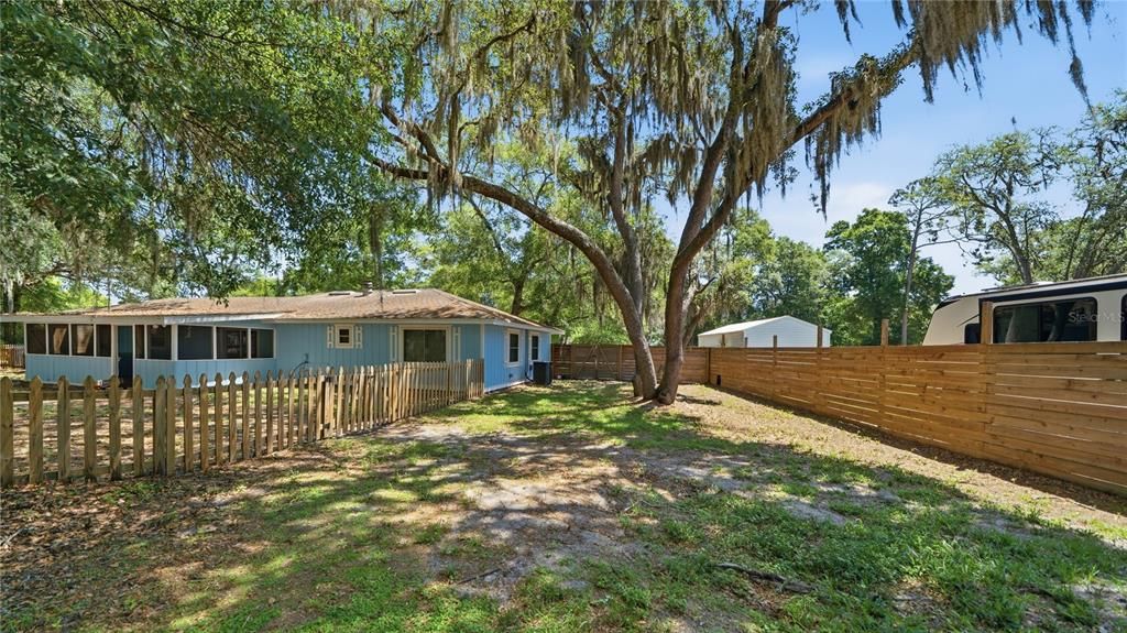 En Venta: $349,000 (3 camas, 2 baños, 1428 Pies cuadrados)