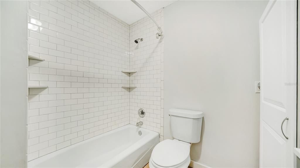 En Venta: $349,000 (3 camas, 2 baños, 1428 Pies cuadrados)