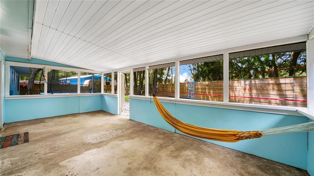 En Venta: $349,000 (3 camas, 2 baños, 1428 Pies cuadrados)