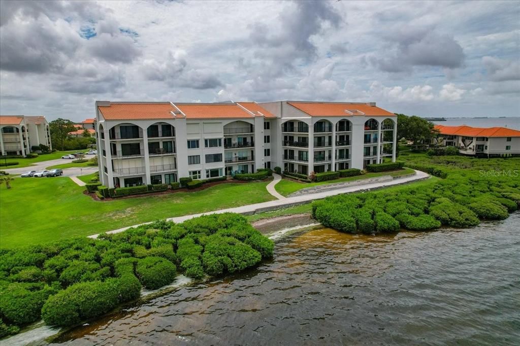 На продажу: $199,900 (1 спален, 2 ванн, 1000 Квадратных фут)