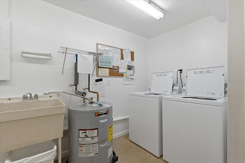 На продажу: $199,900 (1 спален, 2 ванн, 1000 Квадратных фут)