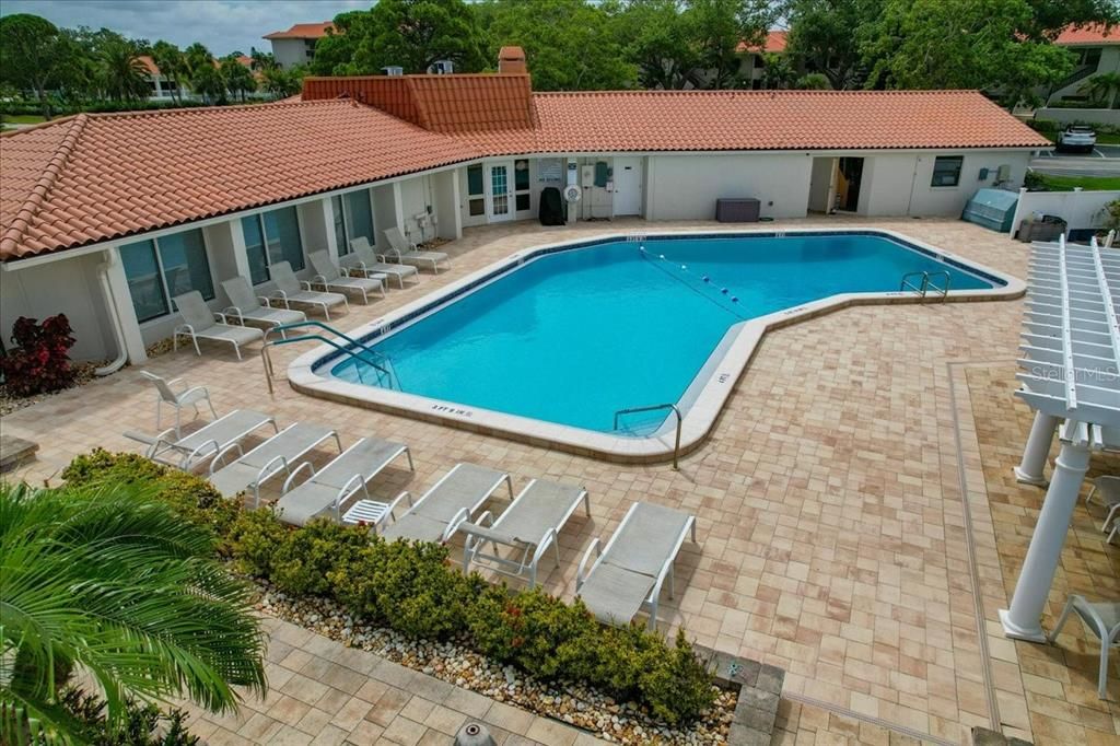 На продажу: $199,900 (1 спален, 2 ванн, 1000 Квадратных фут)