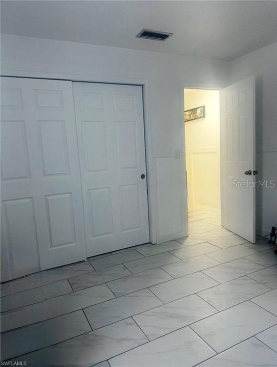 For Sale: $190,000 (2 beds, 2 baths, 988 Square Feet)