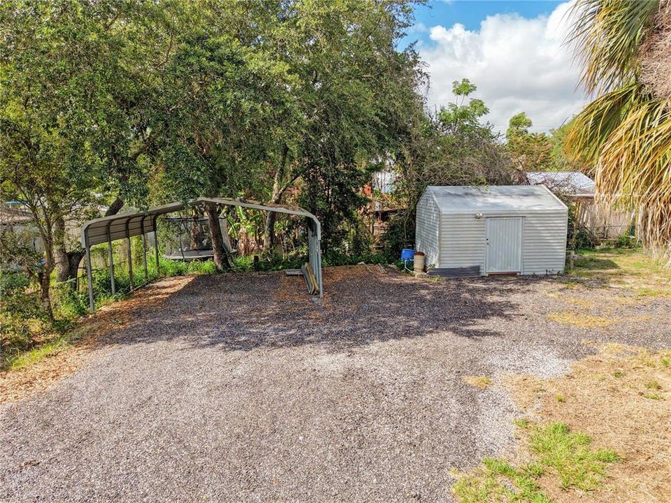 For Rent: $1,595 (3 beds, 2 baths, 944 Square Feet)