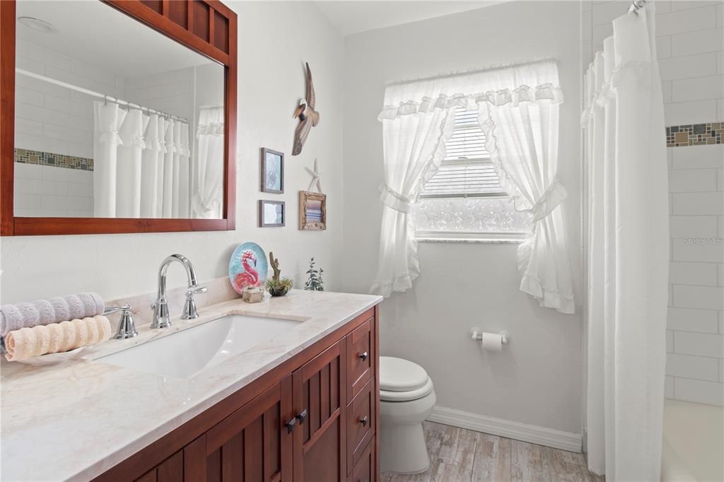 For Sale: $509,900 (2 beds, 2 baths, 1044 Square Feet)