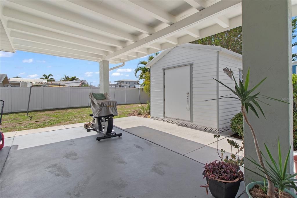 For Sale: $509,900 (2 beds, 2 baths, 1044 Square Feet)
