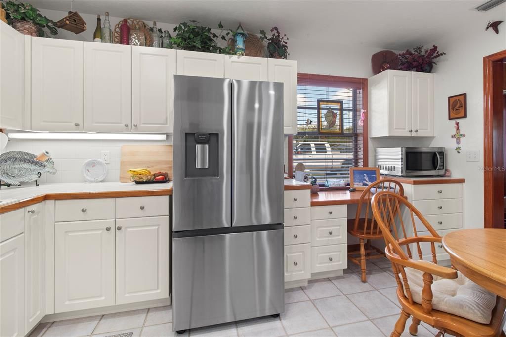 For Sale: $509,900 (2 beds, 2 baths, 1044 Square Feet)