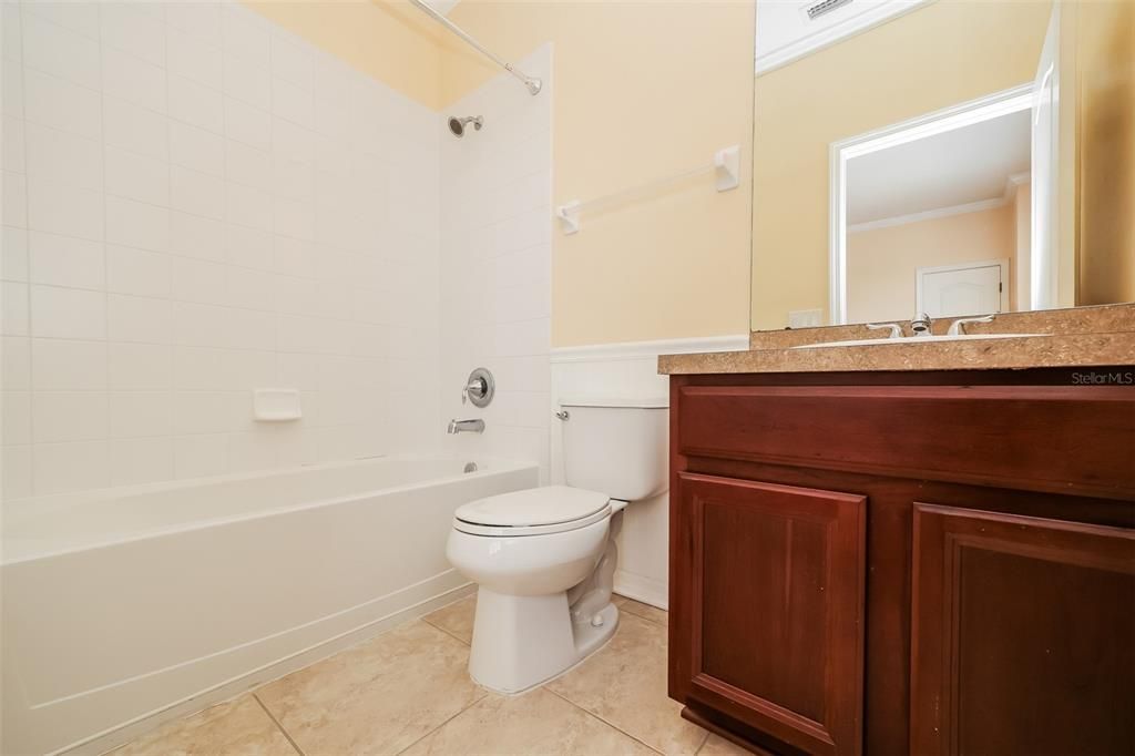En Venta: $439,900 (4 camas, 3 baños, 2955 Pies cuadrados)
