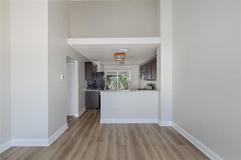 En Venta: $184,900 (2 camas, 2 baños, 1025 Pies cuadrados)