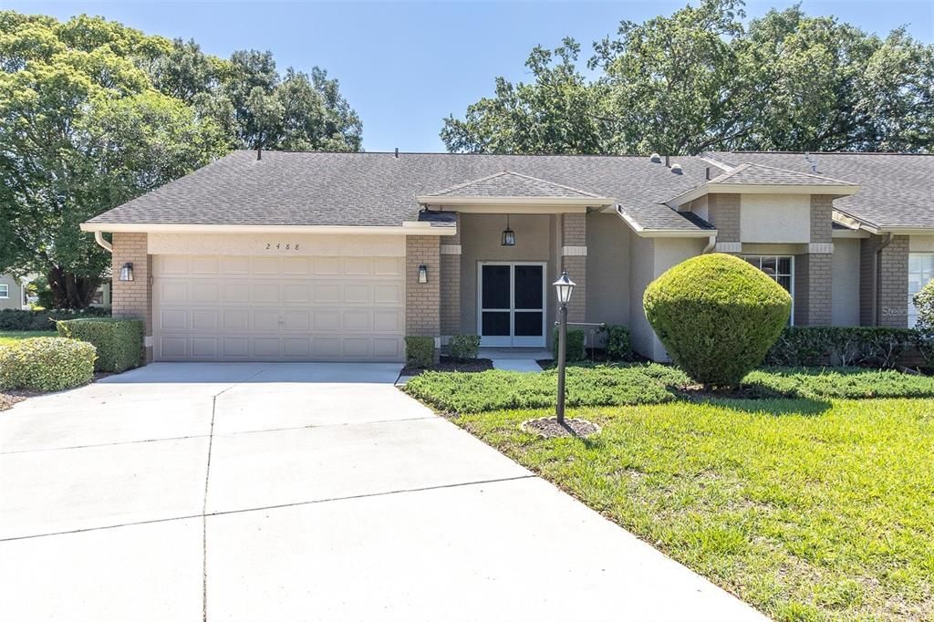 Active With Contract: $244,900 (2 beds, 2 baths, 1584 Square Feet)