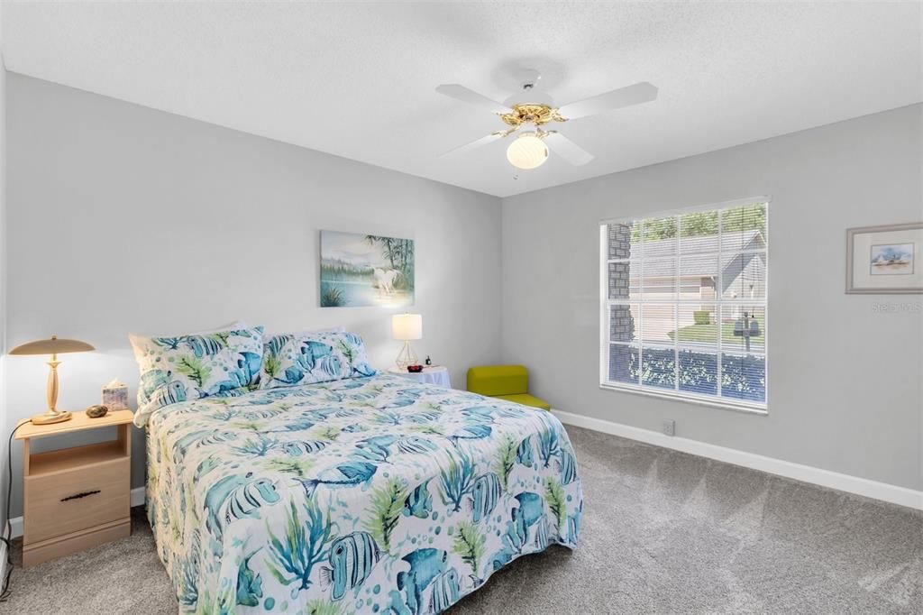 Active With Contract: $244,900 (2 beds, 2 baths, 1584 Square Feet)