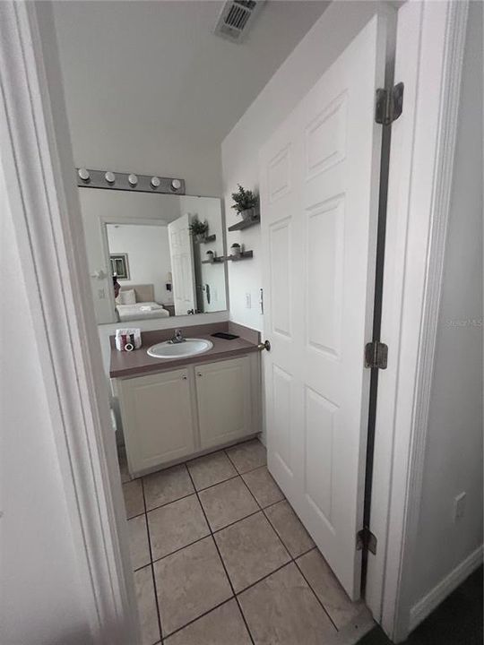 For Sale: $235,000 (3 beds, 2 baths, 1291 Square Feet)