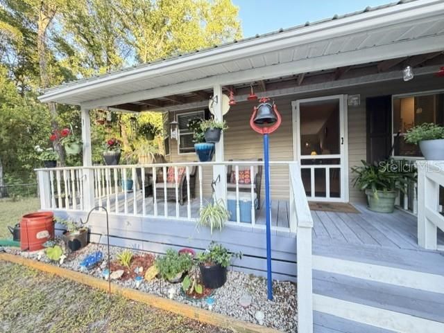 For Sale: $189,000 (2 beds, 2 baths, 1038 Square Feet)