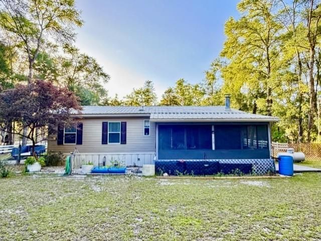 For Sale: $189,000 (2 beds, 2 baths, 1038 Square Feet)