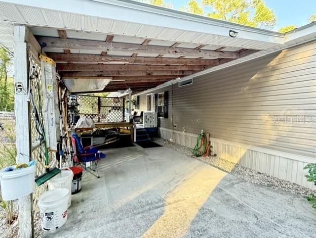 For Sale: $189,000 (2 beds, 2 baths, 1038 Square Feet)