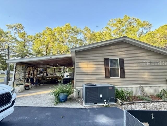 For Sale: $189,000 (2 beds, 2 baths, 1038 Square Feet)