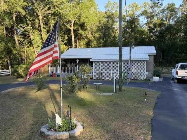 For Sale: $189,000 (2 beds, 2 baths, 1038 Square Feet)