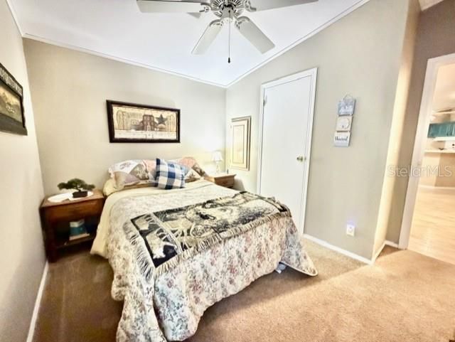 For Sale: $189,000 (2 beds, 2 baths, 1038 Square Feet)