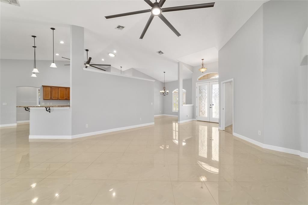 Active With Contract: $450,000 (4 beds, 2 baths, 2517 Square Feet)