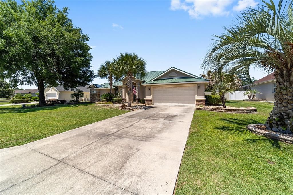 Active With Contract: $450,000 (4 beds, 2 baths, 2517 Square Feet)