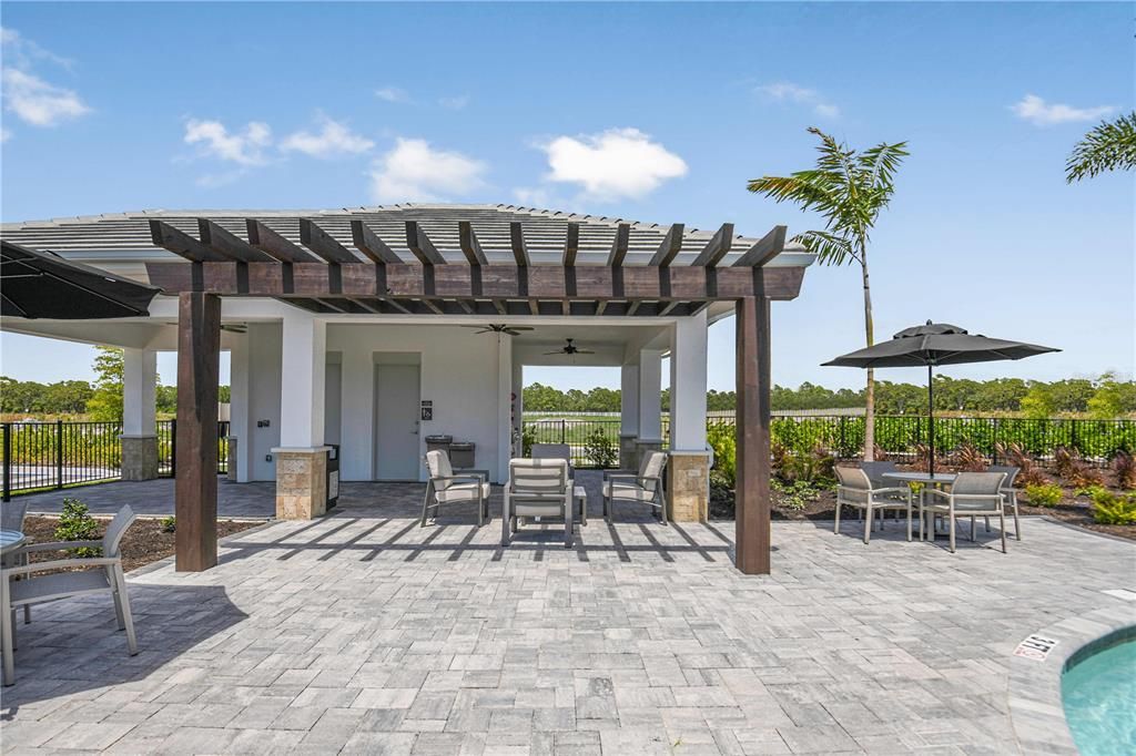 En Venta: $302,770 (2 camas, 2 baños, 1205 Pies cuadrados)