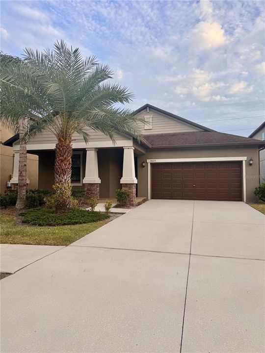 For Sale: $429,000 (4 beds, 3 baths, 2032 Square Feet)