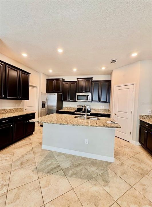 For Sale: $429,000 (4 beds, 3 baths, 2032 Square Feet)