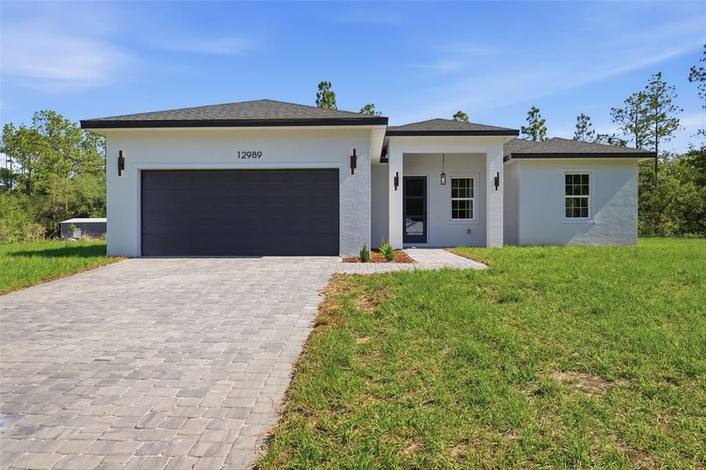 For Sale: $399,000 (4 beds, 2 baths, 1799 Square Feet)