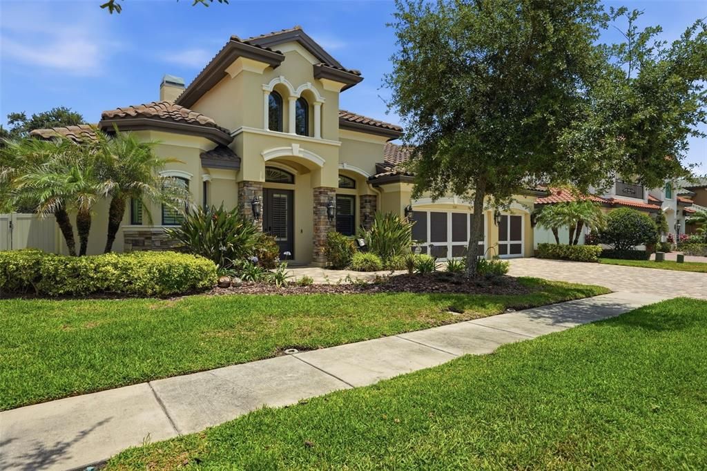 Active With Contract: $1,550,000 (3 beds, 3 baths, 2905 Square Feet)