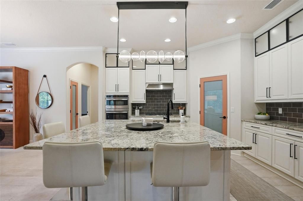 Active With Contract: $1,550,000 (3 beds, 3 baths, 2905 Square Feet)