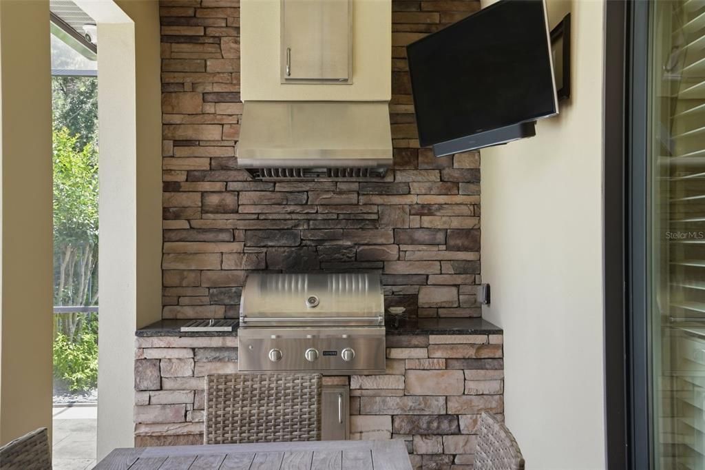 Active With Contract: $1,550,000 (3 beds, 3 baths, 2905 Square Feet)