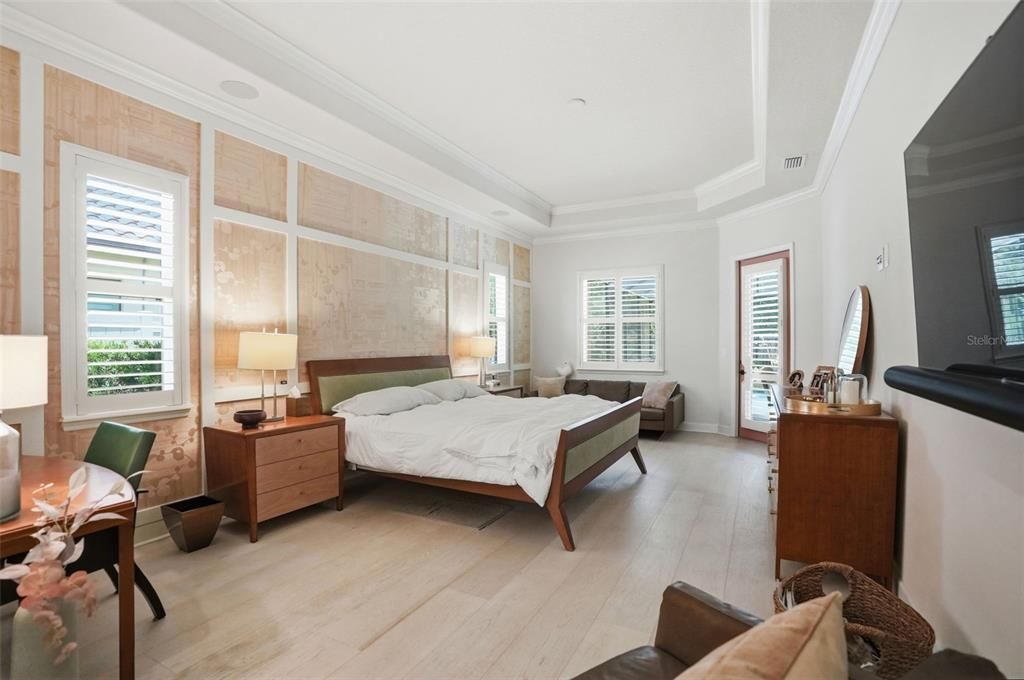 Active With Contract: $1,550,000 (3 beds, 3 baths, 2905 Square Feet)