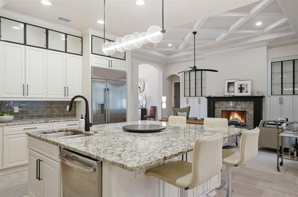 Active With Contract: $1,550,000 (3 beds, 3 baths, 2905 Square Feet)