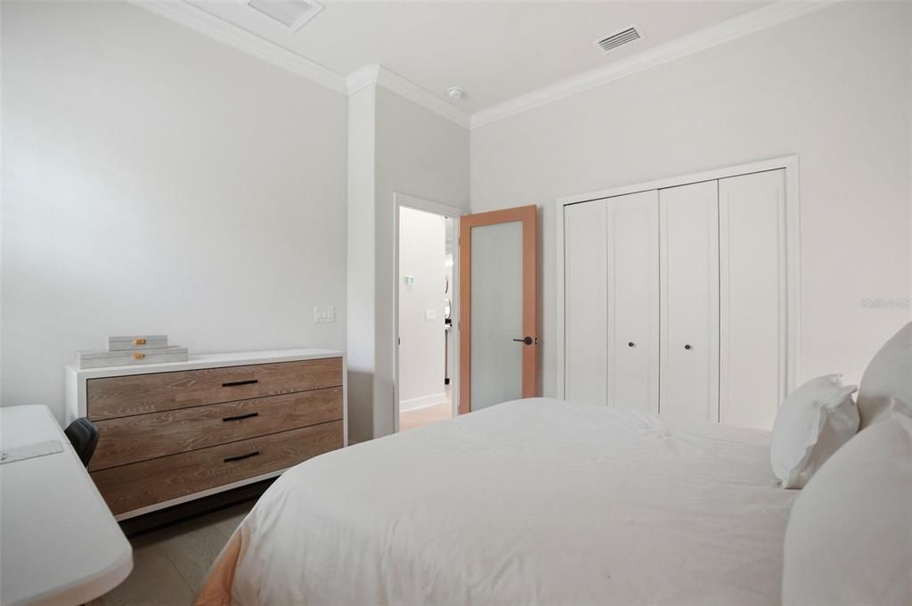 Active With Contract: $1,550,000 (3 beds, 3 baths, 2905 Square Feet)