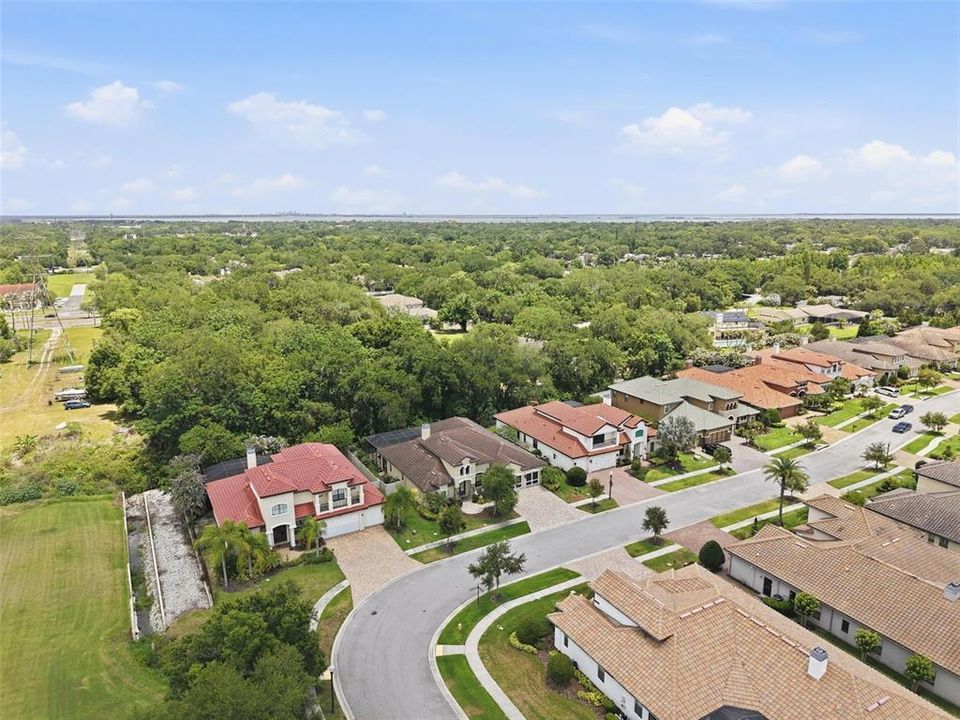 Active With Contract: $1,550,000 (3 beds, 3 baths, 2905 Square Feet)