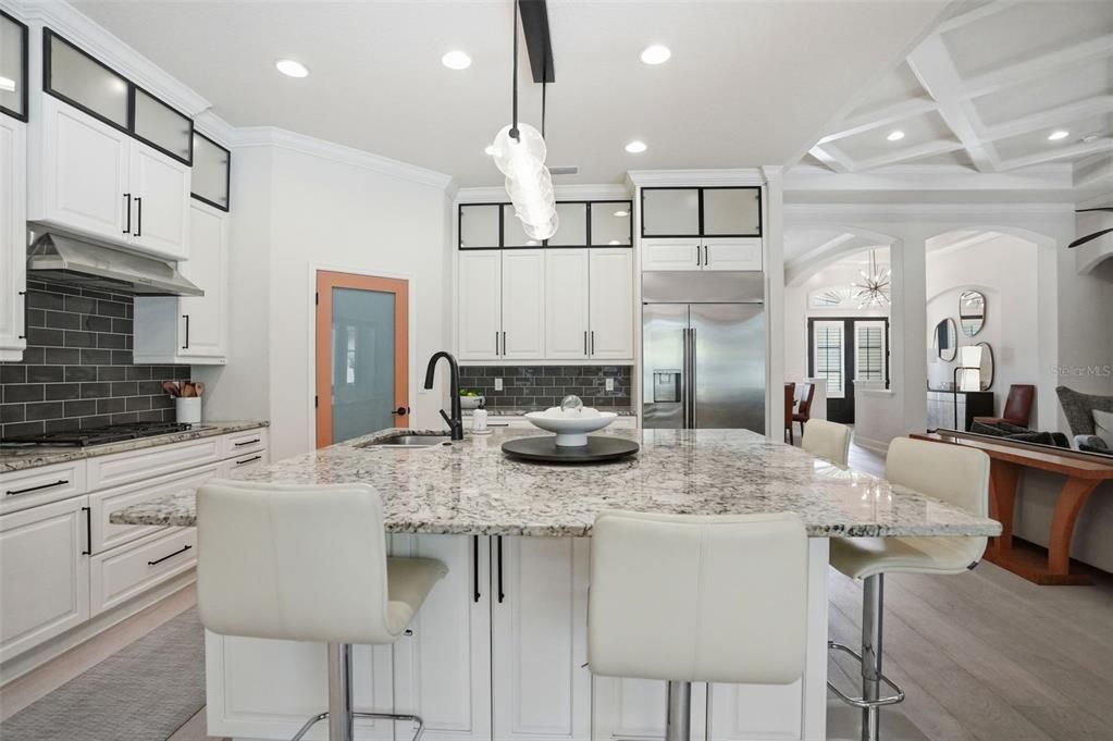 Active With Contract: $1,550,000 (3 beds, 3 baths, 2905 Square Feet)