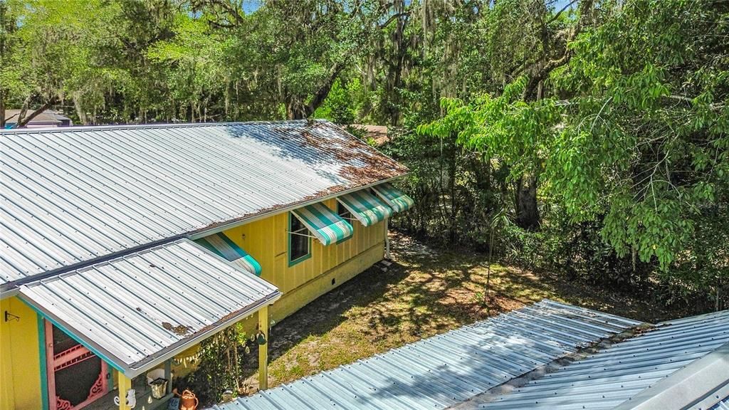 На продажу: $269,900 (2 спален, 2 ванн, 1098 Квадратных фут)