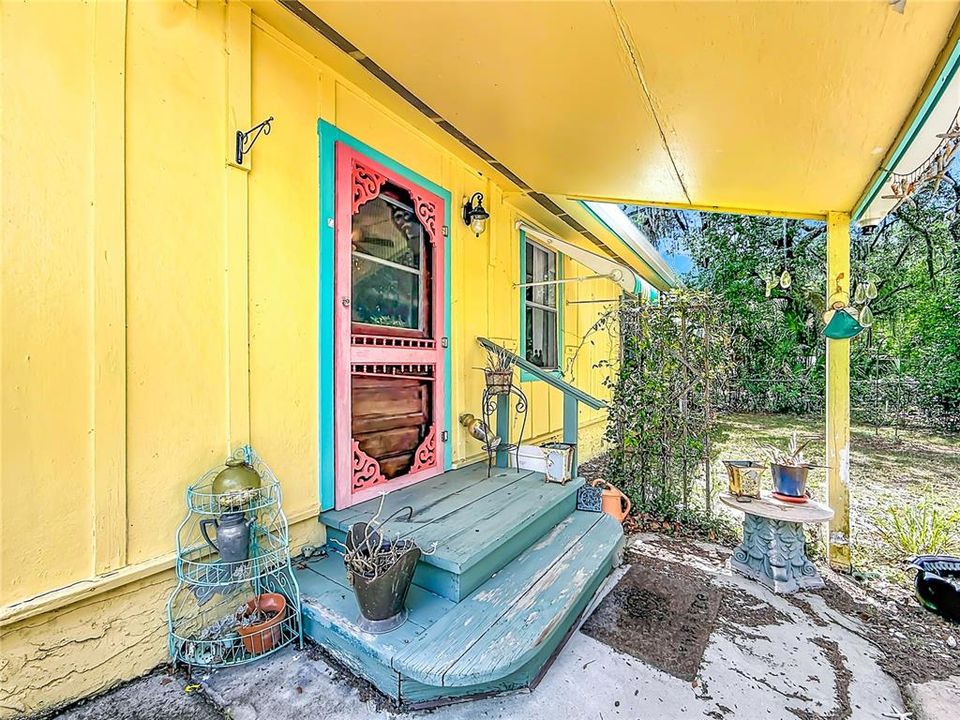 На продажу: $269,900 (2 спален, 2 ванн, 1098 Квадратных фут)