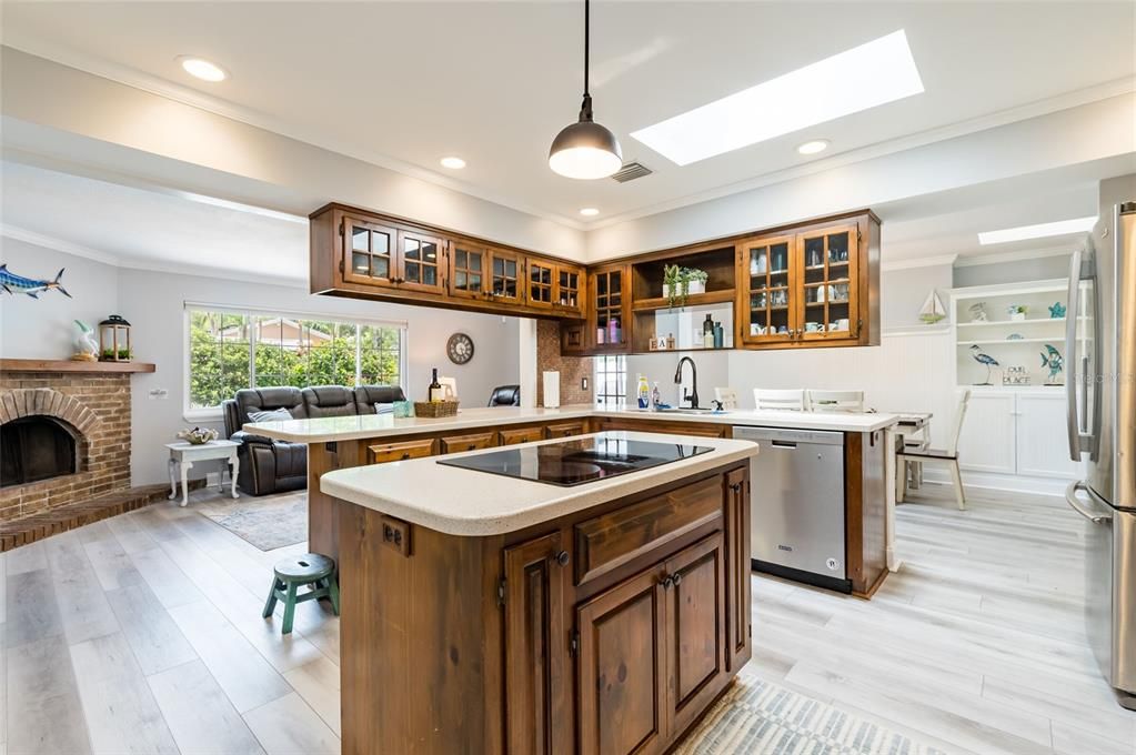 En Venta: $699,999 (3 camas, 2 baños, 1801 Pies cuadrados)