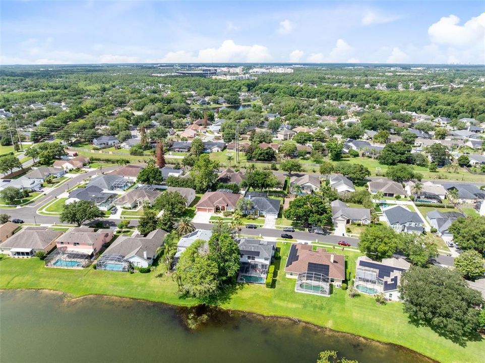 Active With Contract: $695,000 (5 beds, 3 baths, 2977 Square Feet)