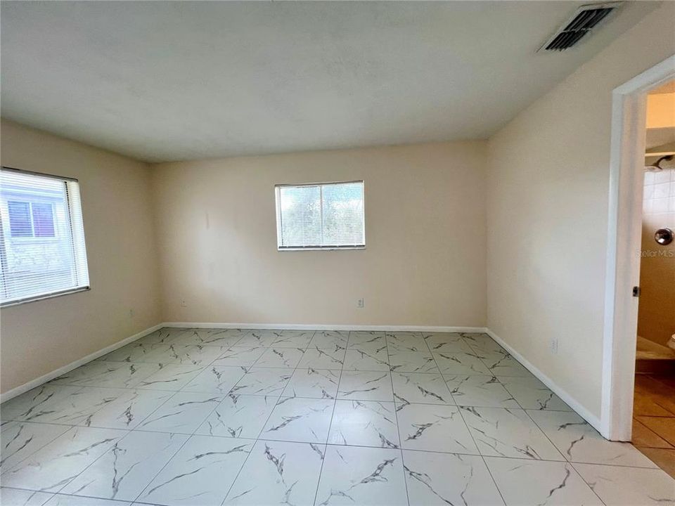 На продажу: $298,900 (3 спален, 2 ванн, 1446 Квадратных фут)