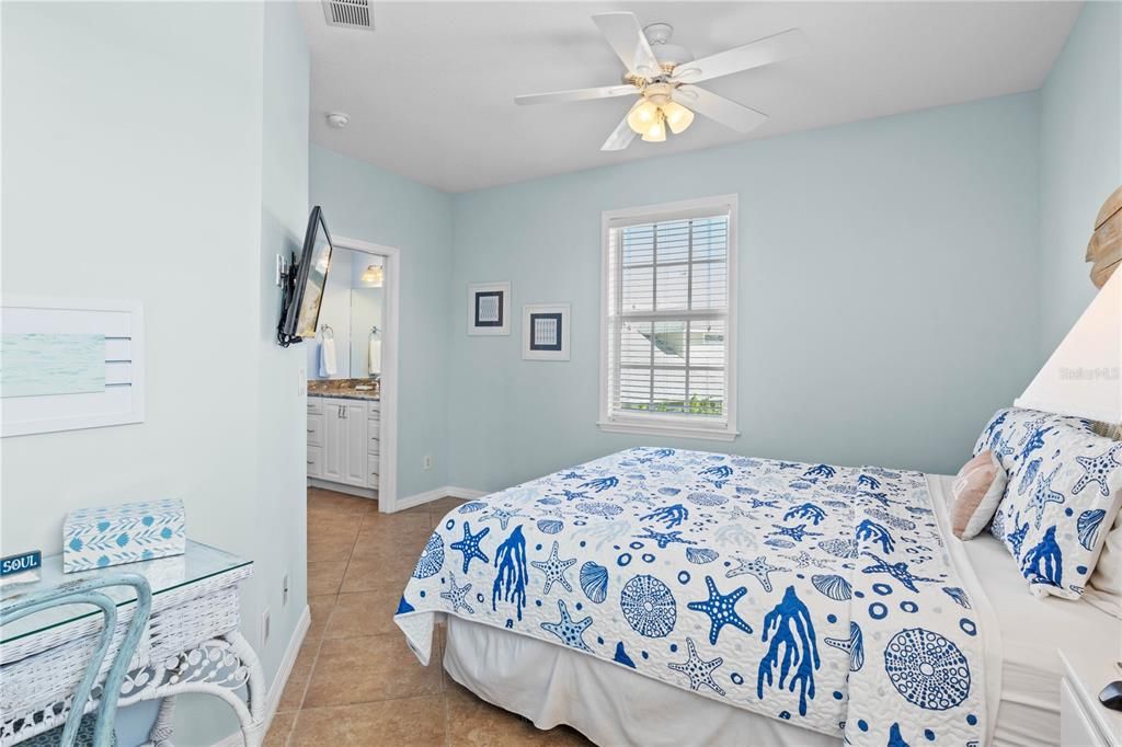 Active With Contract: $1,625,000 (4 beds, 3 baths, 2017 Square Feet)