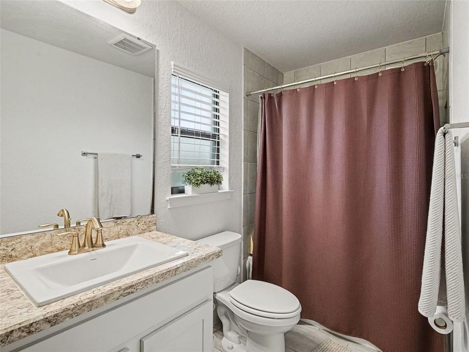 For Sale: $390,000 (4 beds, 3 baths, 2191 Square Feet)