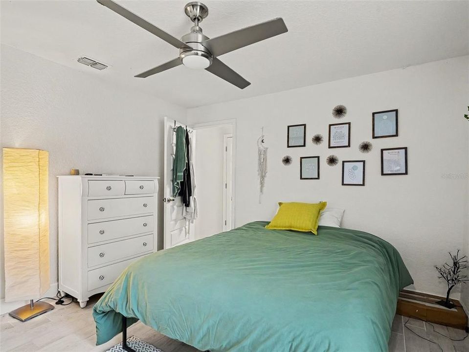 For Sale: $390,000 (4 beds, 3 baths, 2191 Square Feet)