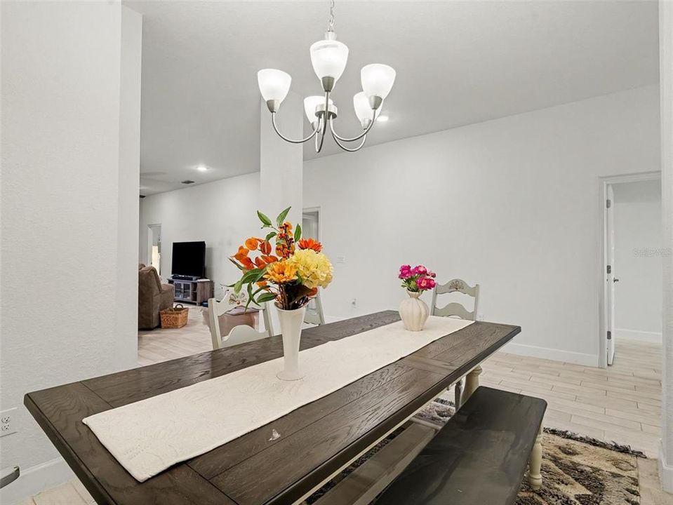 For Sale: $390,000 (4 beds, 3 baths, 2191 Square Feet)