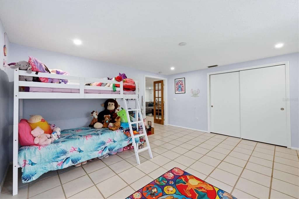 For Sale: $419,900 (3 beds, 2 baths, 1640 Square Feet)