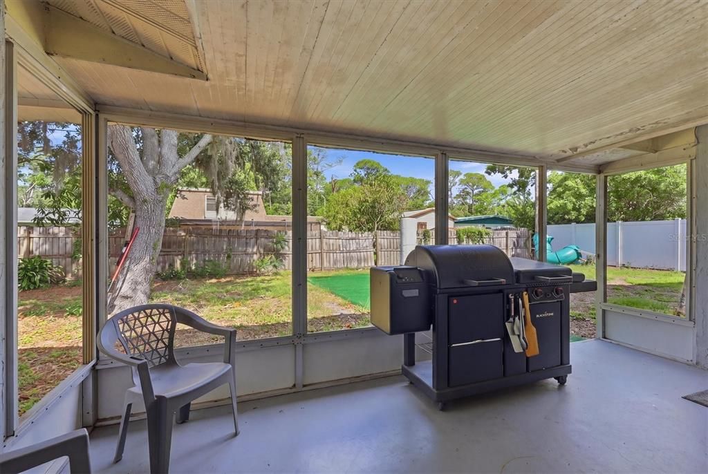 For Sale: $419,900 (3 beds, 2 baths, 1640 Square Feet)